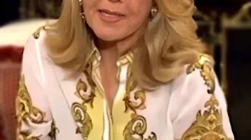 Chemisier imprimé jaune et blanc Nikki Newman de Y&amp;R