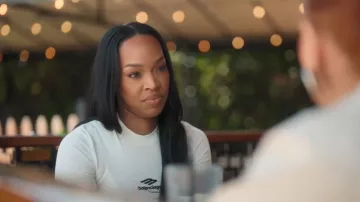 Camiseta Balenciaga 3B Sports Icon de mezcla de algodón usada por Malika Haqq como se ve en The Girls: A Khloé Kardashian Project (T01E02)