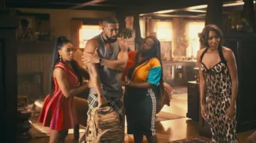 Robe midi dos nu à imprimé léopard Balmain portée par Diarra Brickland (Diarra Kilpatrick) dans l'épisode « Diarra from Detroit » (S02E05).