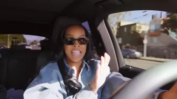 Prada PR 17WS porté par Khadijah Haqq McCray, comme on le voit dans The Girls : A Khloé Kardashian Project (S01E01)