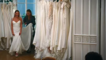 Collection Confetti Marz Opal portée par Sophie Tregaskiss dans l'émission Love Is Blind : UK (S03E09)