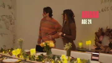 Jersey marrón YMC Undertones usado por Self (Liam Obergfoll) como se ve en Next Gen NYC (T02E09)