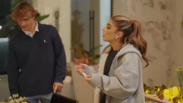 Jersey de punto con cremallera de un cuarto de Ralph Lauren Estate Rib usado por Shai Fruchter, como se ve en Next Gen NYC (T02E09).