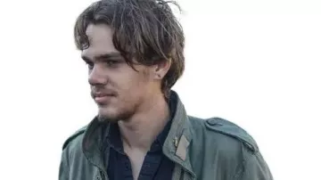 Chaqueta de algodón verde usada por Mason (Ellar Coltrane) en Boyhood.