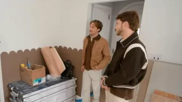 Veste à manches longues en toile pour hommes de la marque Lucky portée par Erik Carpenter telle que vue dans Honest Renovations (S04E03)