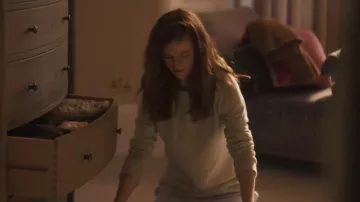 Noisy May Long Sleeve Knit Top With a Crew Neckline worn by Rose Leslie (Kirsten Longacre) as seen in Vigil (S03E01)