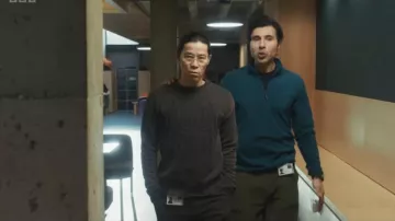 Jersey de araña Mamba Grape usado por Stephen Dillane visto en Vigil (S03E01)