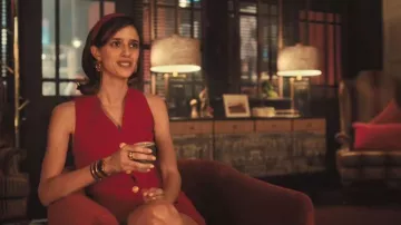 Chaleco de Ingrida Nupcial Rixo que lleva la condesa Isabella (Benedetta Porcaroli) como se ve en The Gentlemen (S02E02)