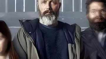 Green Par­ka Jacket worn by Markus (Mads Mikkelsen) in Riders of Justice