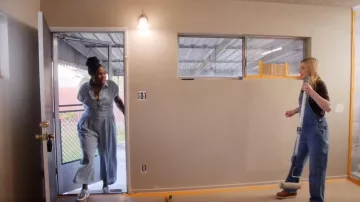 Loewe Flow Runner 2.0 Sneakers worn by Leslie Jones as seen in Roast My Rental (S01E05)
