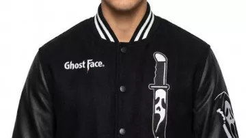 Chaqueta negra Varsity Ghost Face de Halloween 2026