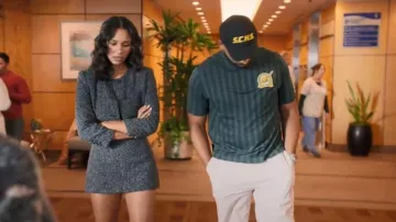 Jupe en tweed gris Aritzia Babaton portée par Layla Keating (Greta Onieogou) telle que vue dans All American (S08E10)
