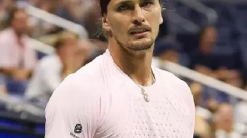 T-shirt rose porté par Alexander Zverev Jr. lors de l’US Open 2026