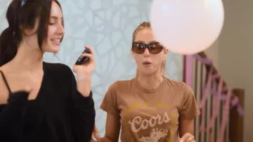 Gafas de sol Szade Sunny usadas por Alix Earle vistas en Earle se encuentra con el mundo (T01E08)