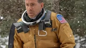 Yellow Jumpsuit worn by Troy Kelly (Ryan Reynolds) in Mayday