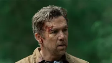Dernière fois vu veste en coton marron 2026 (Patrick Brammall) telle que vue dans Last Seen (S01)