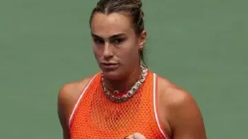 Vestido de malla naranja Aryna Sabalenka US Open 2026