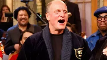Veste en velours noir Woody Harrelson du SNL 5 Timer Club