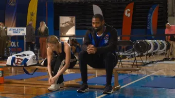 New Balance M2002RCC Sneaker worn by Teagan Tao (Miku Martineau) as seen in Crew Girl (S01E07)