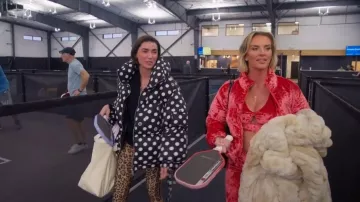 Champion Harbor Tote Bag worn by Bronwyn Newport as seen in The Real Housewives of Salt Lake City (S07E01)