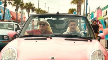 Mini Cooper convertible por Zac Efron en Dirty Papy