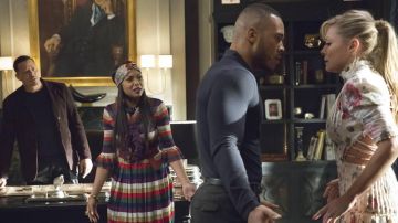 Robe à fleurs de Rhonda Lyon (Kaitlin Doubleday) dans Empire