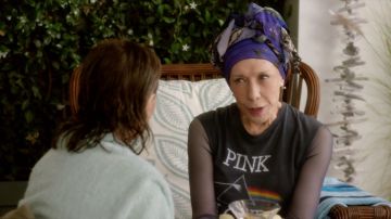 Short sleeve t-shirt Pink Floyd Frankie Bergstein (Lily Tomlin) in Grace and Frankie