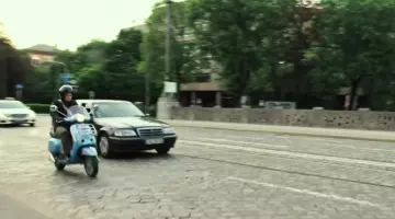 The scooter Vespa LX 3V of Edward Snowden (Joseph Gordon-Levitt) in Snowden