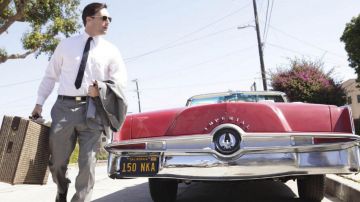 The genuine Chrysler Imperial 1964, Don Draper (Jon Hamm) in Mad Men