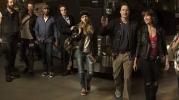 Les sneakers Vans de Kelly Ann (Imogen Poots) dans Roadies saison 1