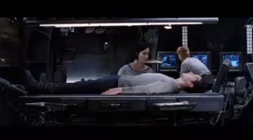 Les véritables bottines portées par Neo (Keanu Reeves) dans le film Matrix Reloaded