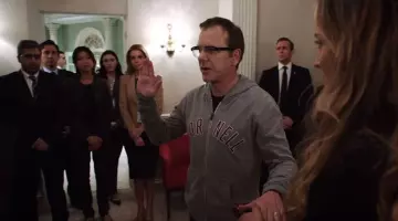 Sweatshirt Cornell de Tom Kirkman (Kiefer Sutherland) dans Designated Survivor