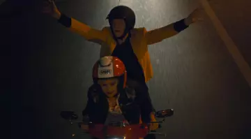 The SHOEI helmet Manuela in Adopt a widower