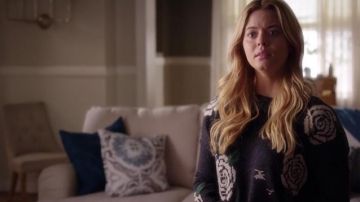 Pull widlfox d'Alison (Sasha Pieterse) dans Pretty Little Liars