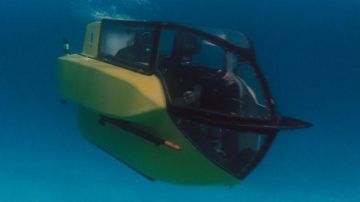 The submarine pocket in The Spy who loved me