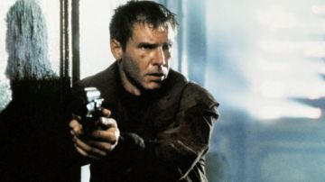 La pistola de Rick Deckard (Harrison Ford) en Blade Runner