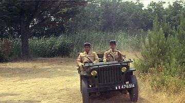 The Jeep Hotchkiss M-201 in The gendarme of Saint Tropez