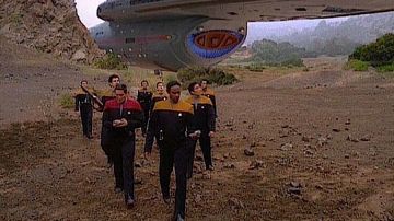 The uniform of the "Gold" of the crew of the Starfleet in Star Trek : Voyager