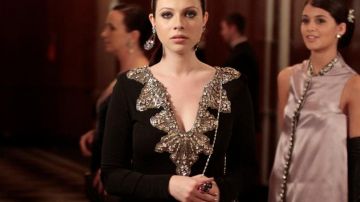 The ring of Swarovski of Georgina Sparks (Michelle Trachtenberg) in Gossip Girl