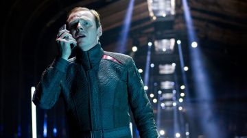 La bague "Starfleet Academy Class" de Scotty (Simon Pegg) dans Star Trek : Into the Darkness