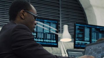 The lamp Type 75 Anglepoise in the offices of MI6 in Skyfall