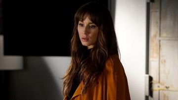 Le Trench Coat Zara de Spencer Hastings (Troian Bellisario) dans Pretty Little Liars
