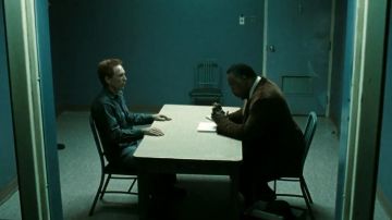 La silla Navy Emeco en Watchmen