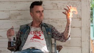 The T-Shirt Rodeo Cassidy (Joe Gilgun) in Preacher S01E01