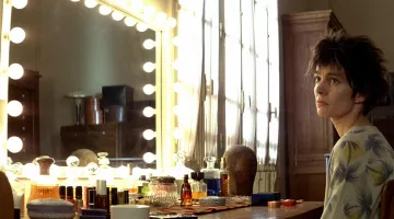 Le parfum Fahrenheit de Christian Dior de Nikita (Anne Parillaud) dans Nikita