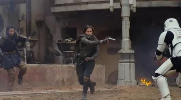 the blaster Jyn Erso (Felicity Jones) in Rogue One Star Wars Story