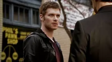Klaus Mikaelson's (Joseph Morgan) John Varvatos' shirt in The Originals S1E11