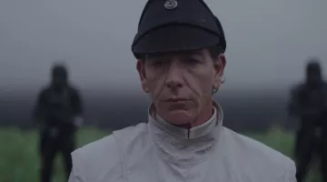 The tunic of the Director Krennic (Ben Mendelsohn) in Rogue One : A Star Wars Story