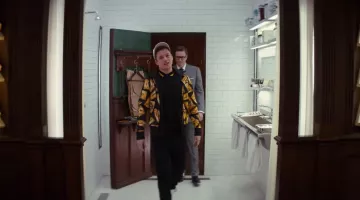 Chaqueta Adidas Jeremy Scott de Eggsy (Taron Egerton) en Kingsman: Secret Service