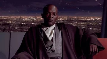 The holding of Jedi Mace Windu (Samuel L. Jackson) in Star Wars I : The phantom menace